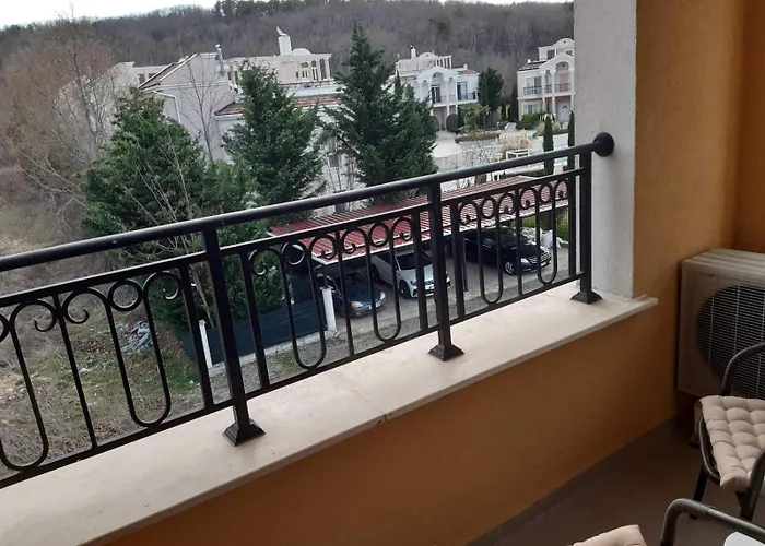 Lily - Relax In The Forest -